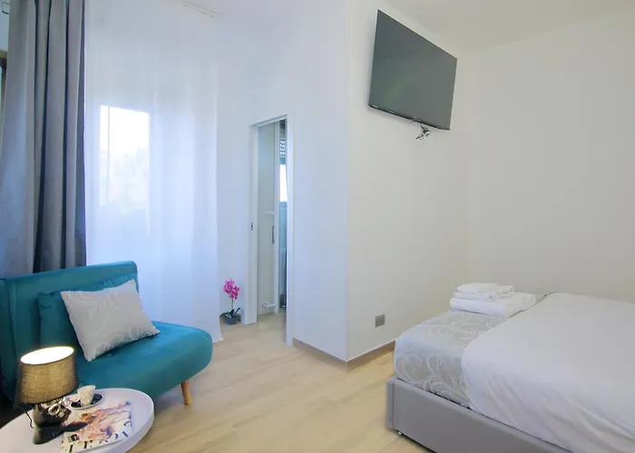 New Apartment Above Metro A Lucio Sestio