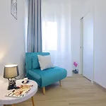 New Apartment Above Metro A Lucio Sestio